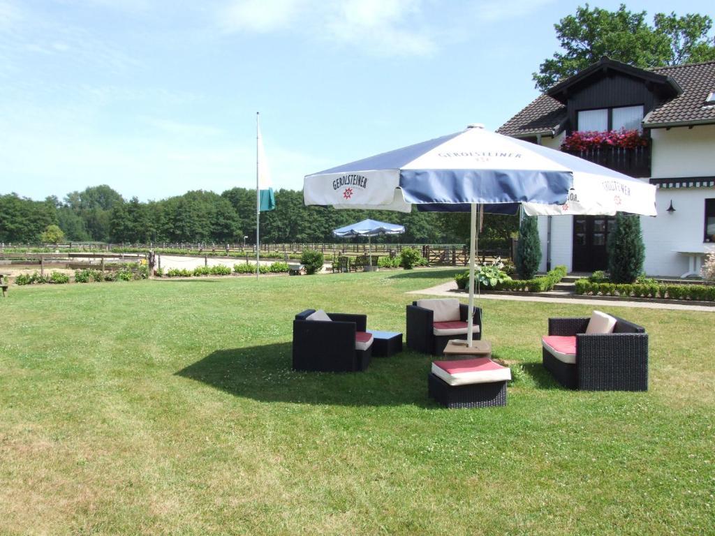 Landhotel Linden Am Venekotensee Niederkrüchten Eksteriør bilde